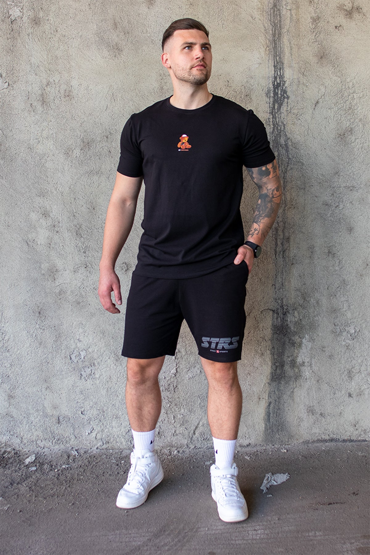 Tricou Regular Negru Ursulet